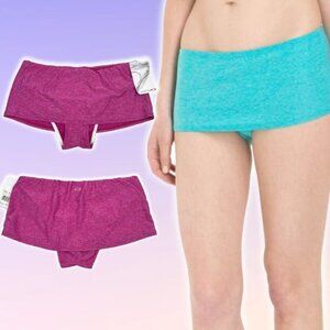 NWT OAKLEY Swim Bottom w/ Overlay Sz Small Magenta